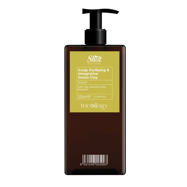 Shot Scalp Purifying and Integrative Detox Clay Ticoilogy glinka peeling do skóry głowy 200ml. Profesjonalna trychologiczna glinka do skóry głowy  bez SLS w hurtowni Klara Beauty. Produkt w brązowej butelce i jasno.png
